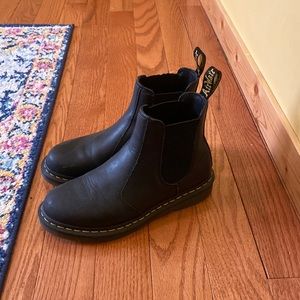Doc Marten Chelsea Boot